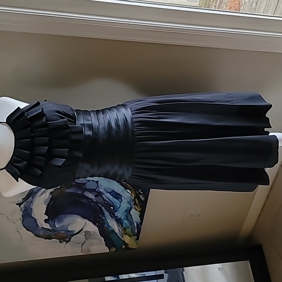 🖤 BCBG MAXAZRIA Silk Little Black Cocktail Dress - Picture 7 of 7